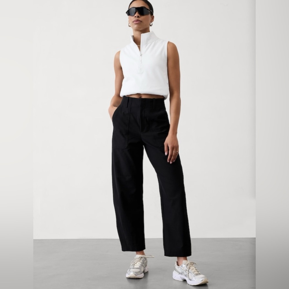 NWOT-Athleta Black Skyline Utility Barrel Pant, Size 10 Tall